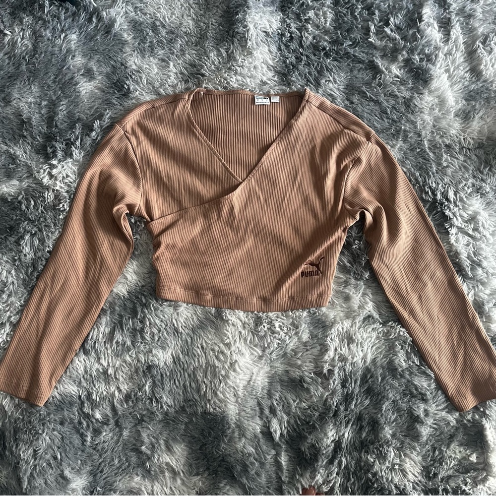 Puma Ribbed Wrap Crop‎ Top in Apricot - Size M